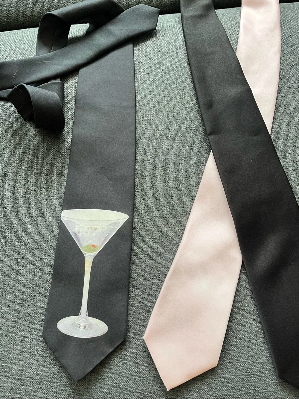 3 Men's Tie Bundle Black Pink Satin + Martini Cocktail 007 Novelty Tie
